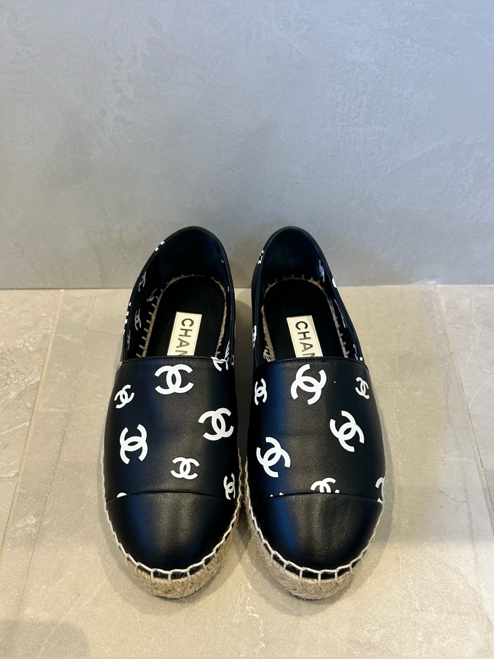 Chanel Black & White Espadrille Flats EU 36